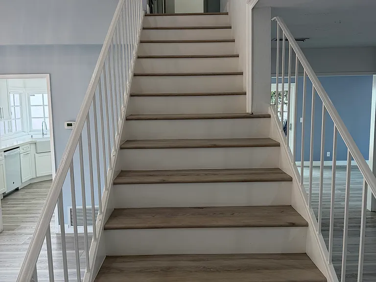 446 Vista Roma — Photo 20