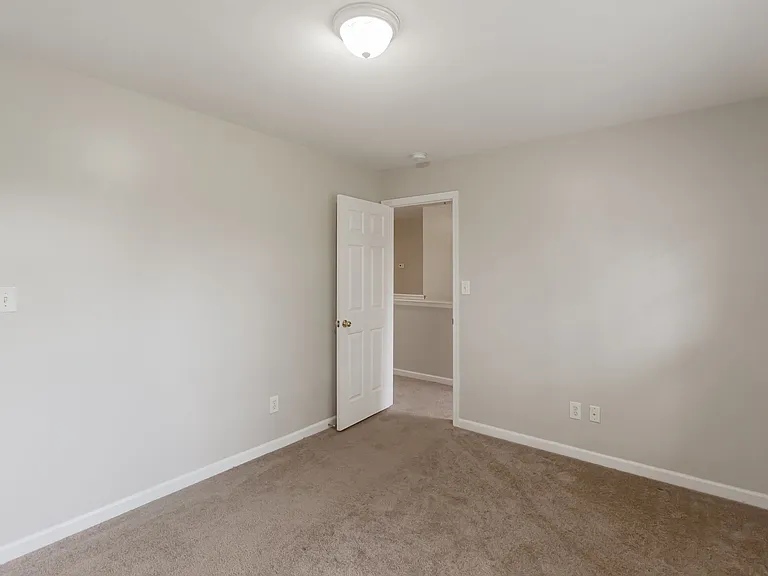125 Cloverwood Dr SW — Photo 19