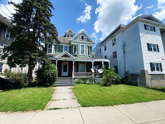 2nd image of 196 Main St