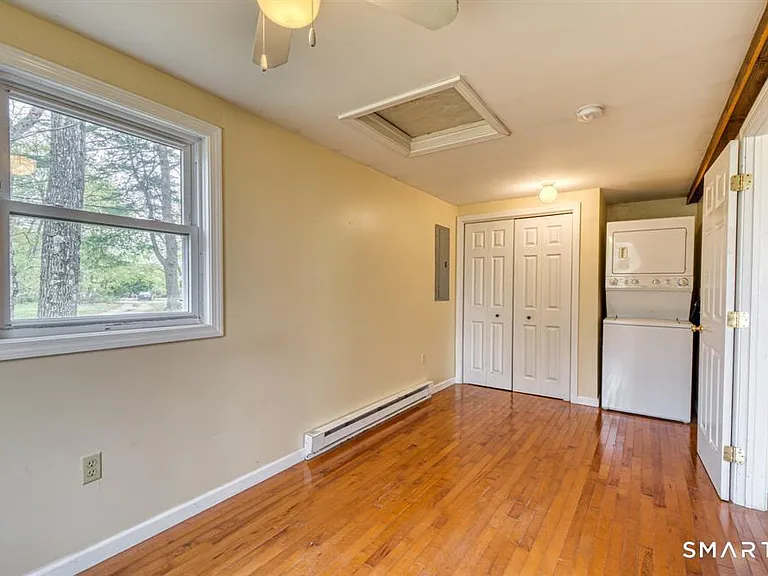 20 Lake View Ave — Photo 16