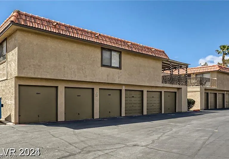 1887 Apricot Ct — Photo 24