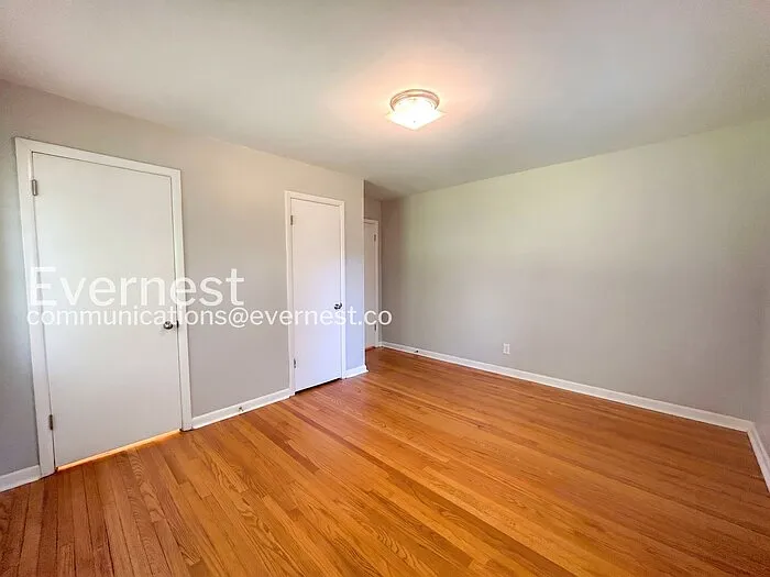 711 Elliott Dr — Photo 11