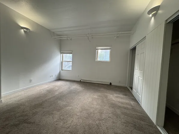 401 8th St #15, Juneau, AK 99801
