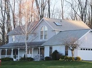 9285 Winchester Valley, Chesterland, OH 44026