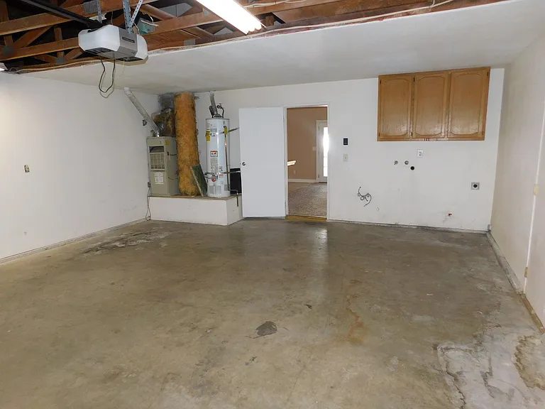 742 N Inyo St — Photo 22