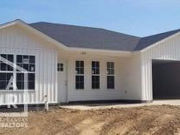 203 Formon Dr, Paragould, AR 72450