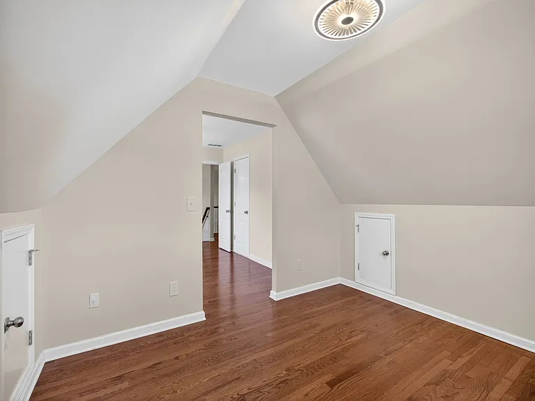 2935 Whitfield Ave — Photo 33