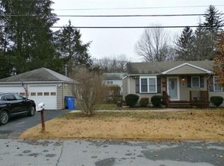 5 Avenue E, Lincoln, RI 02865