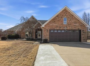 7 Palmer Ct, Searcy, AR 72143