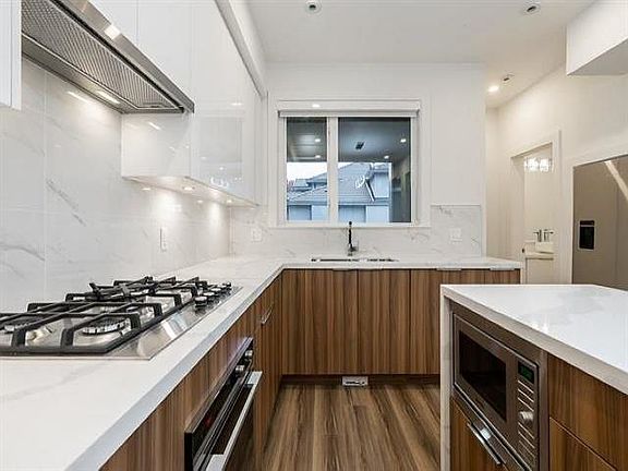 3rd image of 5858 132nd St #9