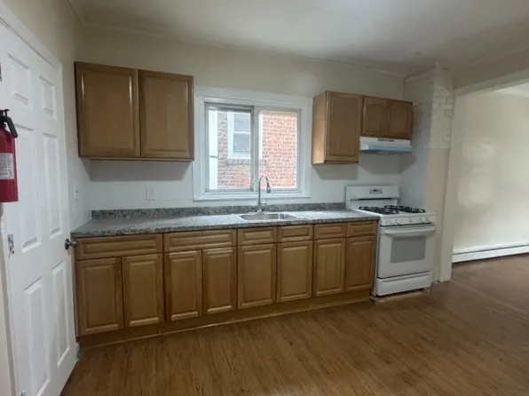 205 Parker Ave APT 2, Clifton, NJ 07011