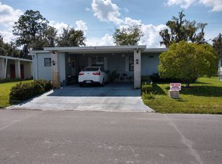 15 Country Meadows Blvd, Plant City, FL 33565