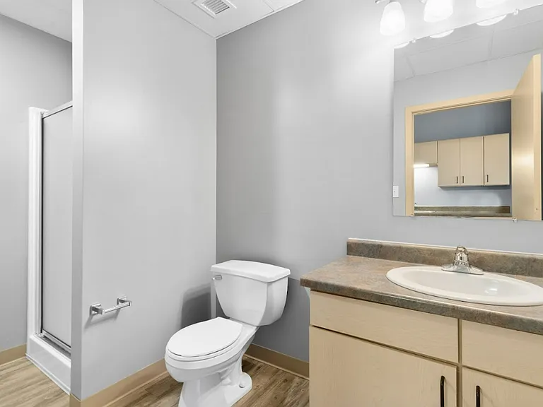 Court Ave Lofts — Photo 50