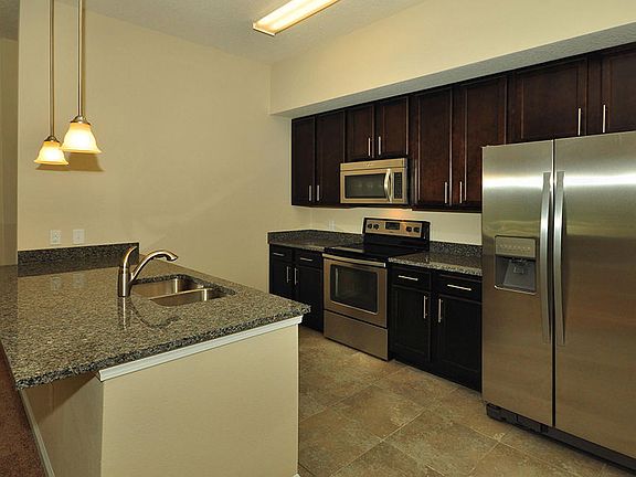 5th image of 130 Burnett Ct Unit 109