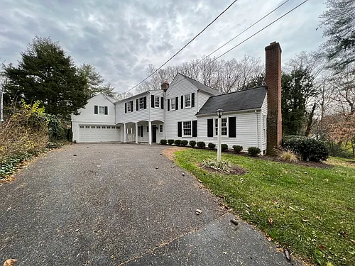 7309 River Rd Photo 1