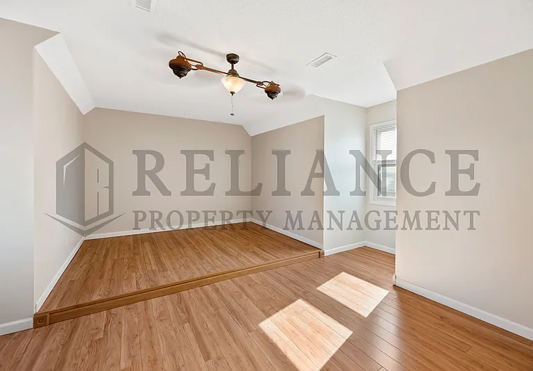 1417 S Goebel Cir — Photo 19