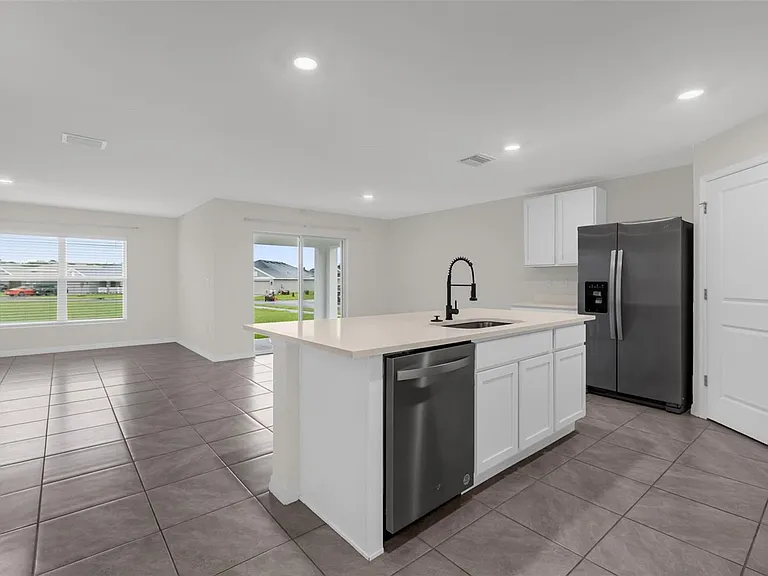 9109 SW 45th Ter — Photo 11