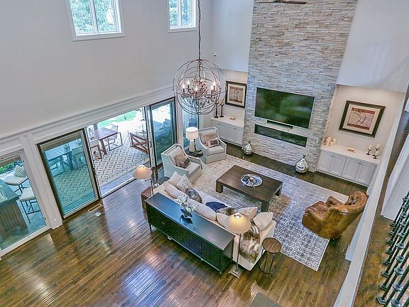 2story fireside family rm