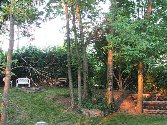 Hillside firepit