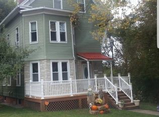 4 Wakefield St #2, Worcester, MA 01605