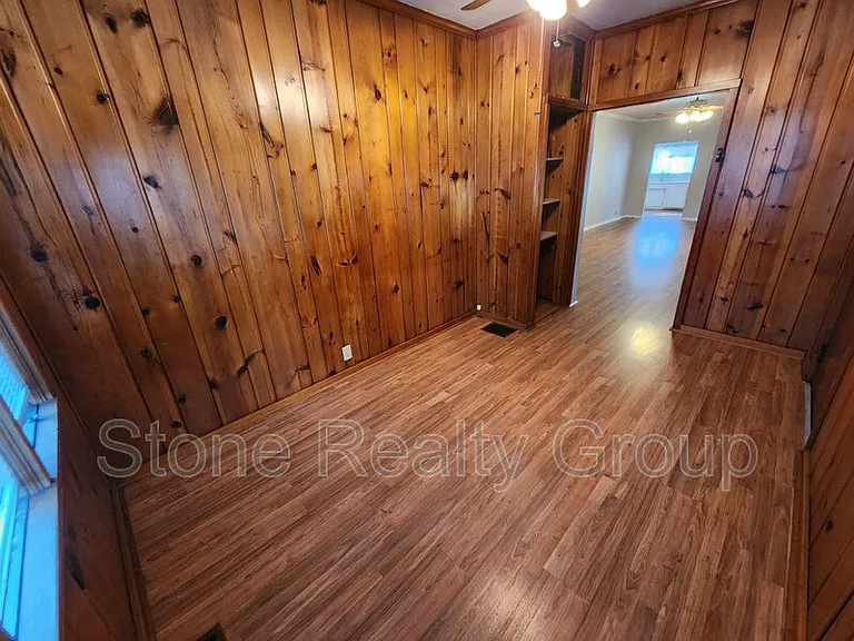 2229 N 12th St — Photo 2