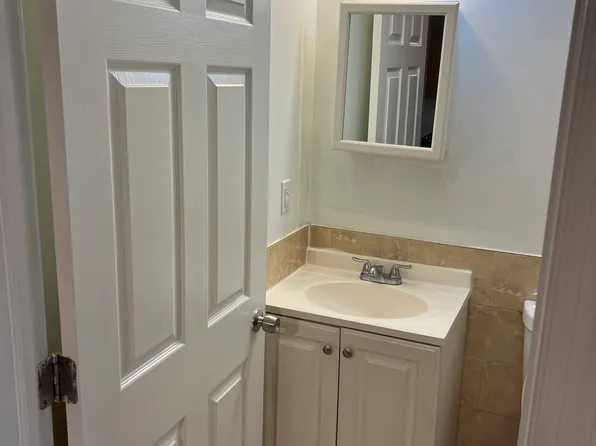 1216 Magee Ave, Philadelphia, PA 19111