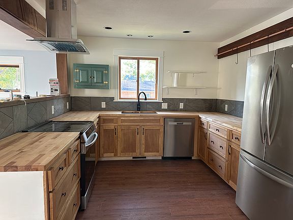 New electrical, plumbing, lighting, & floors throughout the house