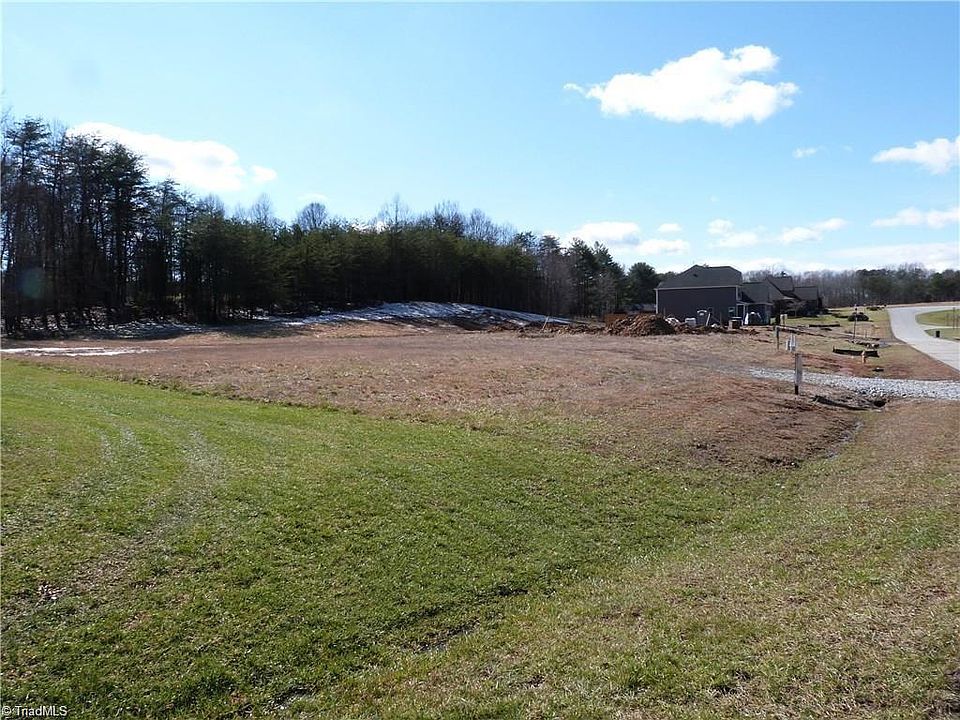 2nd image of 8592 Dalton Ridge Rd