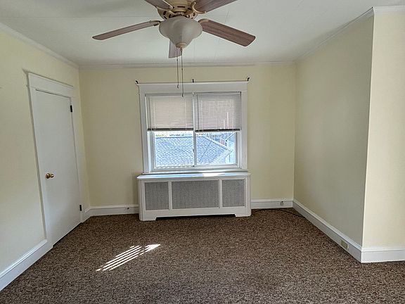 5th image of 115 Diamond St