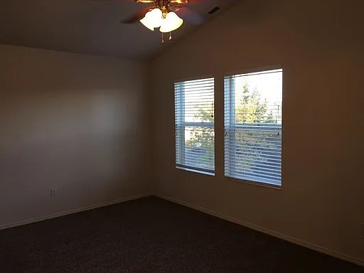 2002 SW Canyon Dr #15 — Photo 19