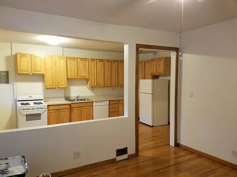 3728 N Wilton Ave #2 — Photo 5