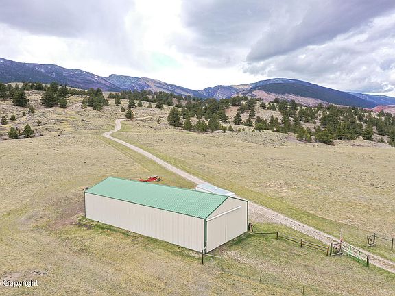 4th image of 7 Hawk Ridge Rd