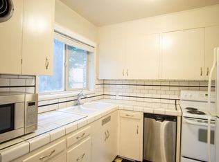 3801 SE Morrison St APT 4, Portland, OR