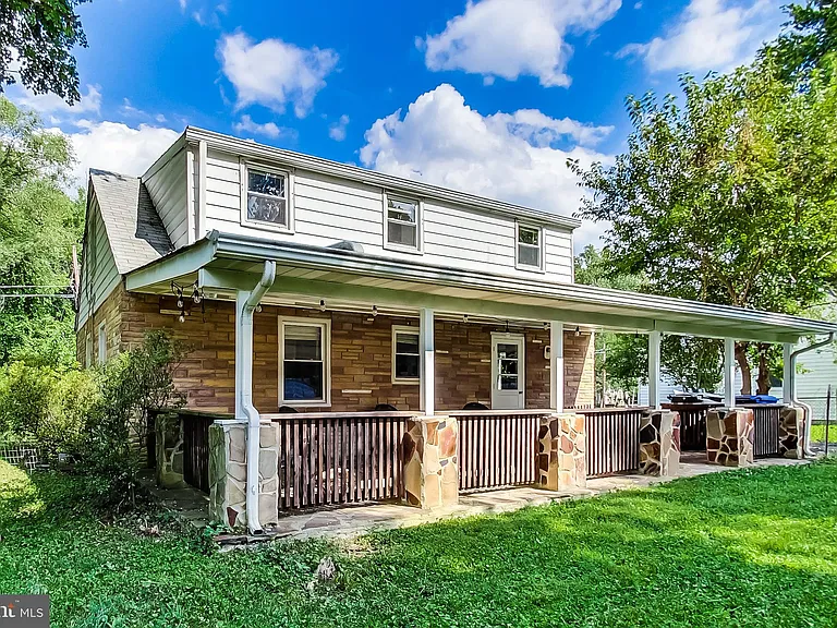 6641 Barrett Rd — Photo 38