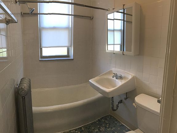 3rd image of 9220 S Bishop St APT 3B