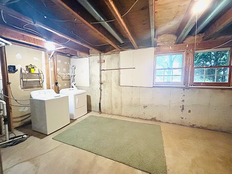 6072 Clay Spur Ct — Photo 36