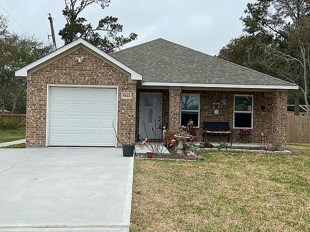 1st image of 5822 Pecan Park Dr