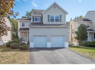 22 Alexander Dr #24, Washingtonville, NY