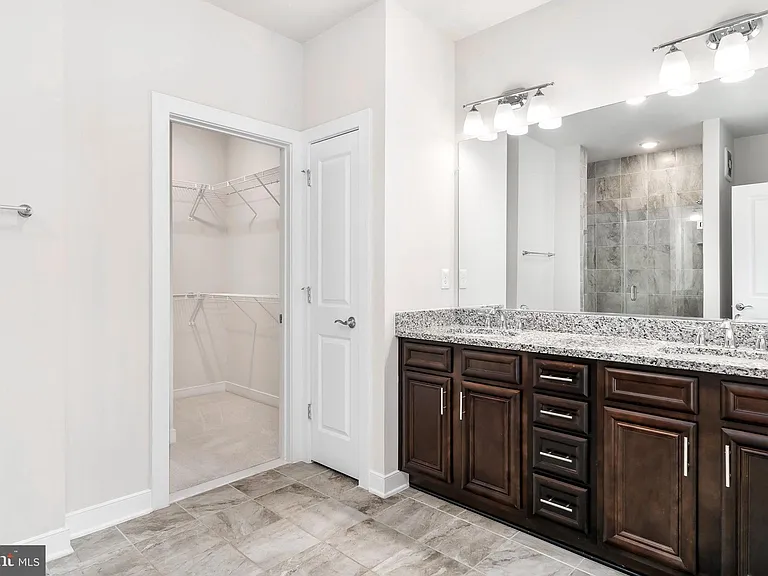 13330 Arrowbrook Centre Dr #114 — Photo 10