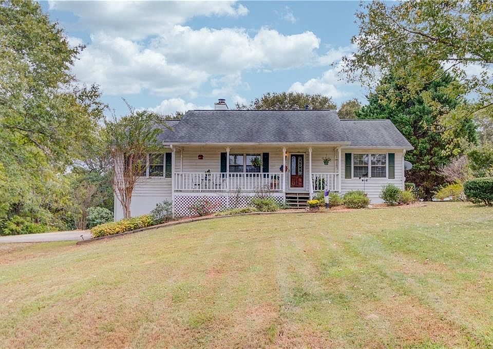 1st image of 2300 Camp Ln