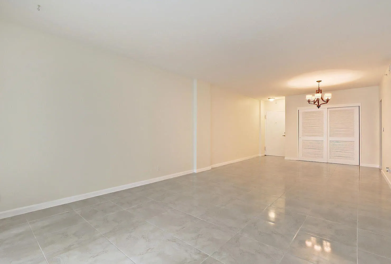 1 bed, 1.0 bath, 883 sqft, $2,150 — Photo 4