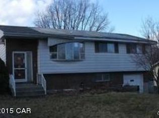 122 S Bent Pine Trl, Hazleton, PA 18202