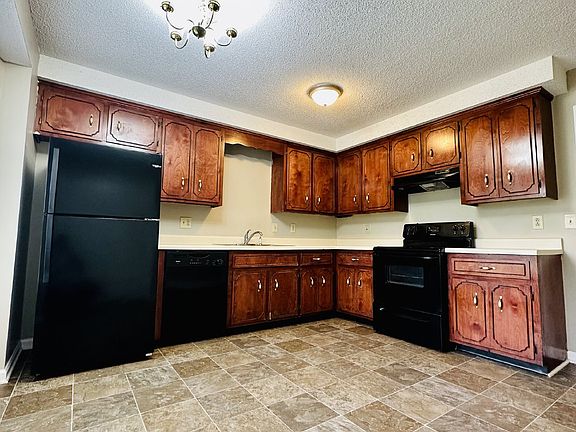 5th image of 2507 Timberwood Dr