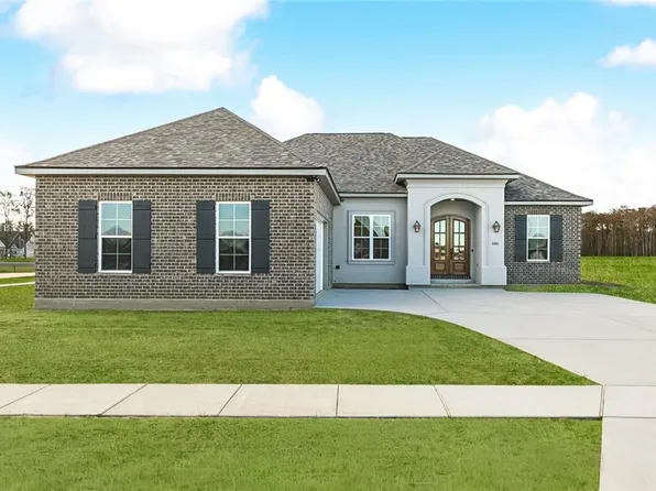 380 Sophia Dr, Luling, LA 70070