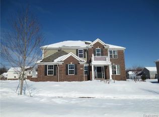 4366 Bluff Pointe Rd, Clarkston, MI 48348