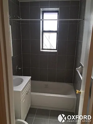 Rented by Oxford Property Group | media 30