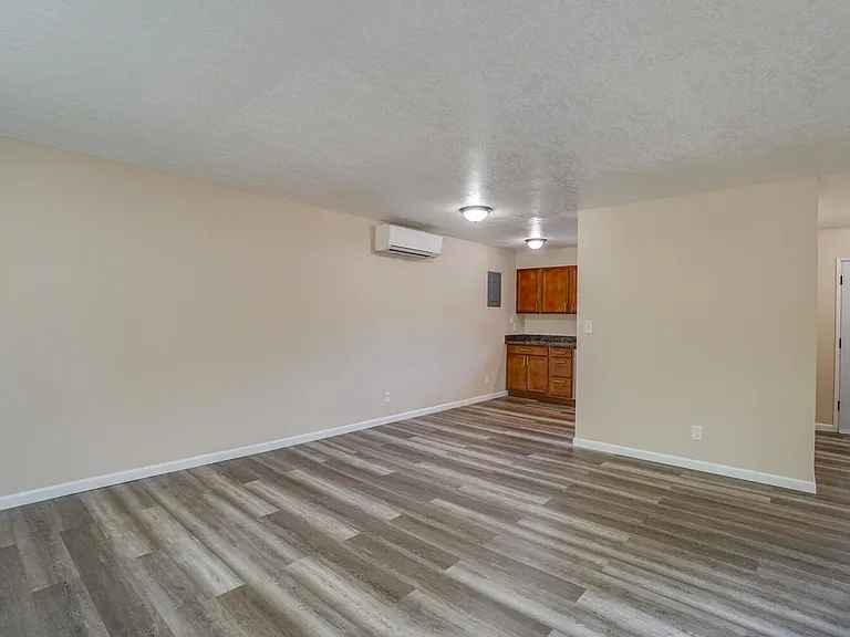 12625 SW 13th St — Photo 5