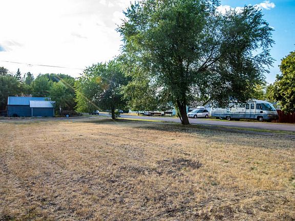 5th image of 306 2nd Ave W
