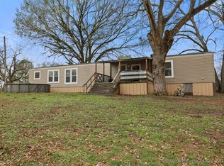 309 N 3rd St, Milburn, OK 73450