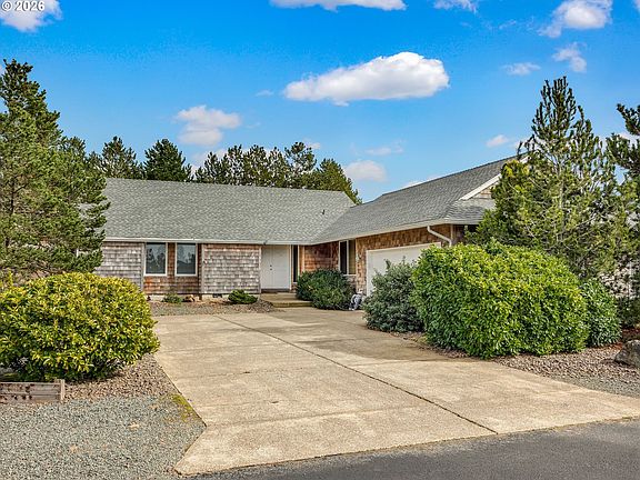 3rd image of 9915 Pine Ridge Dr